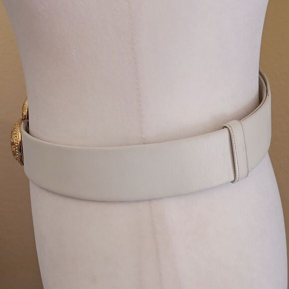 Vintage Judith Leiber Gold Embellished Women\'s Adjustable White Leather Belt. main image 5